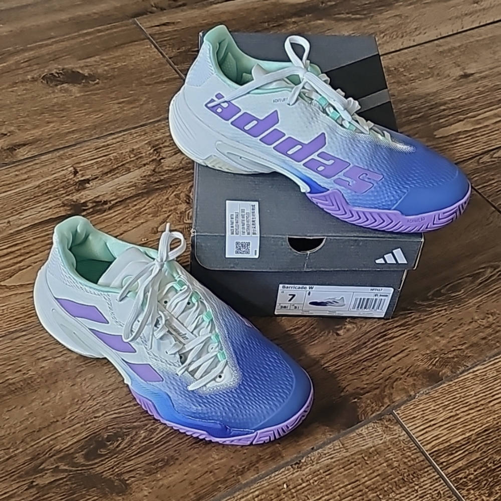 Adidas Barricade Tennis/Pickleball shoes
